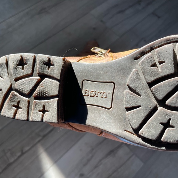 Born brown leather ankle boots with zipper and buckle - Picture 2 of 6